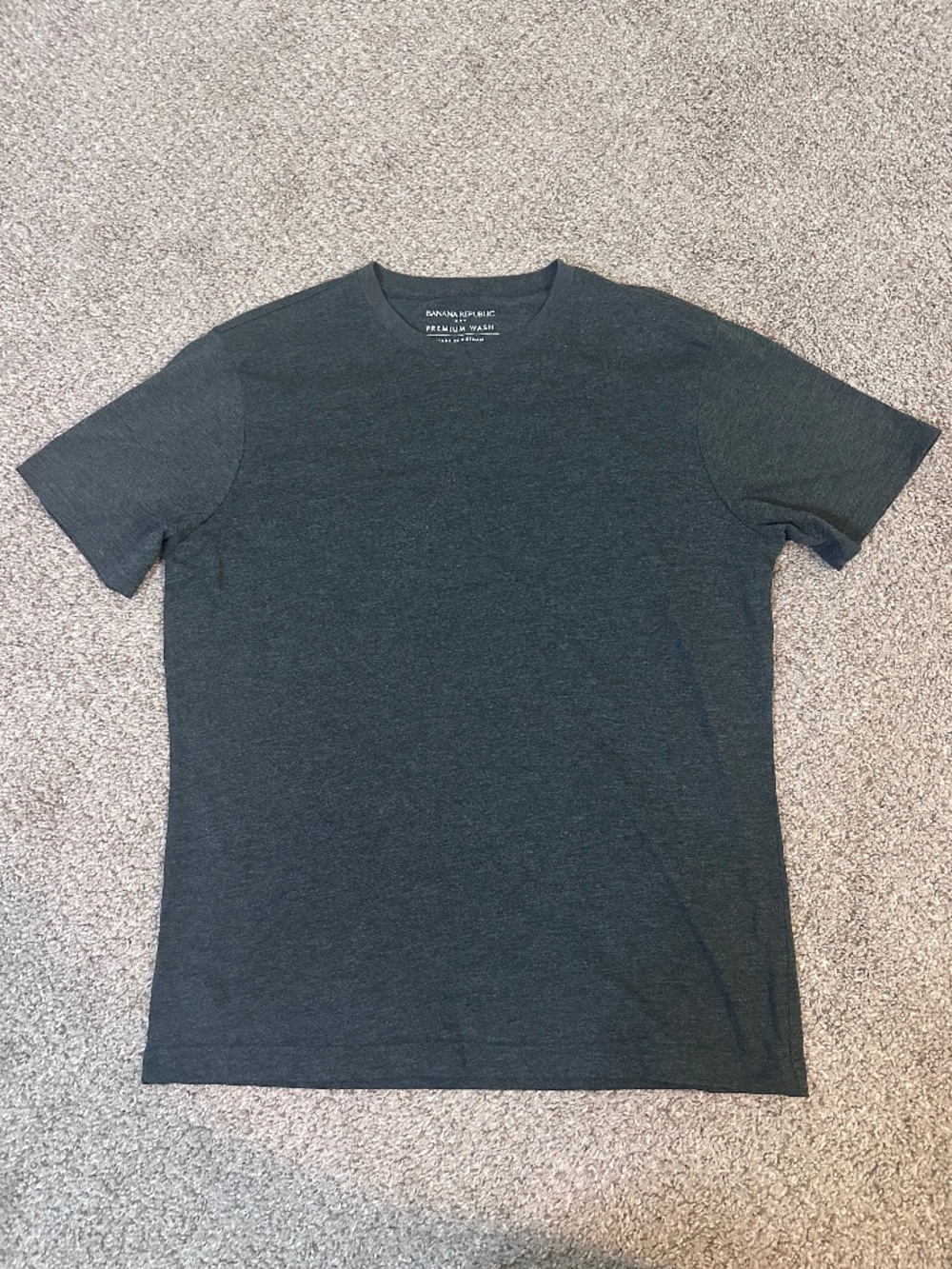 Banana Republic Mens Medium Premium Wash Gray T Shirt